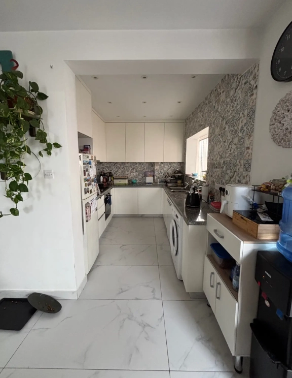 4 Bedroom Apartment for Sale in Limassol – Neapolis