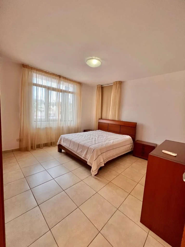 Cheap Houses and Villas for Sale Larnaca up to 800000 euro