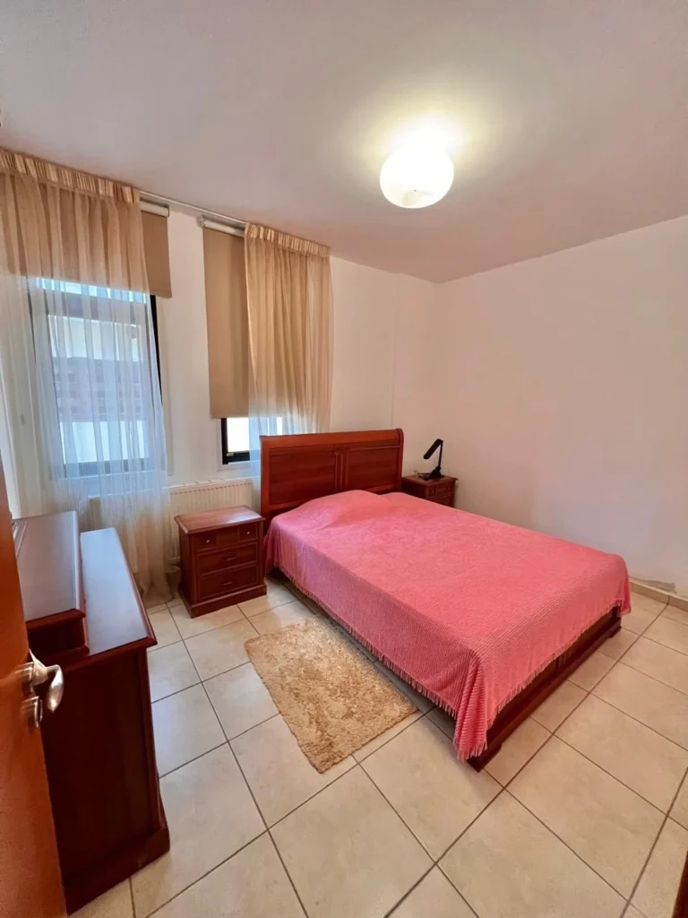 Cheap Houses and Villas for Sale Larnaca up to 800000 euro