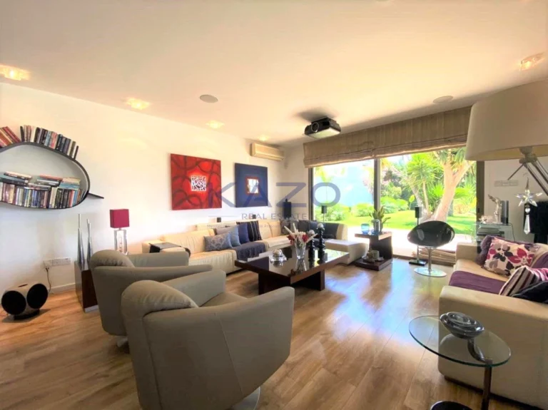 387m² House for Sale in Agios Tychonas, Limassol District