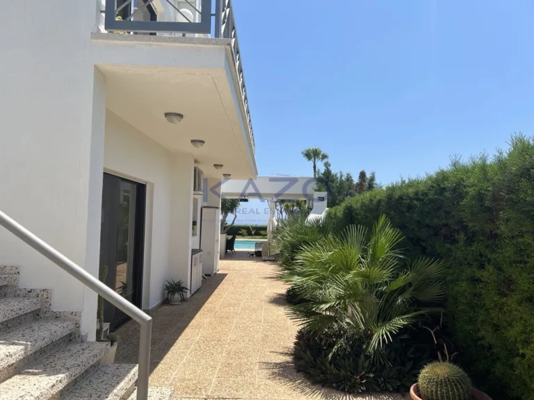 387m² House for Sale in Agios Tychonas, Limassol District