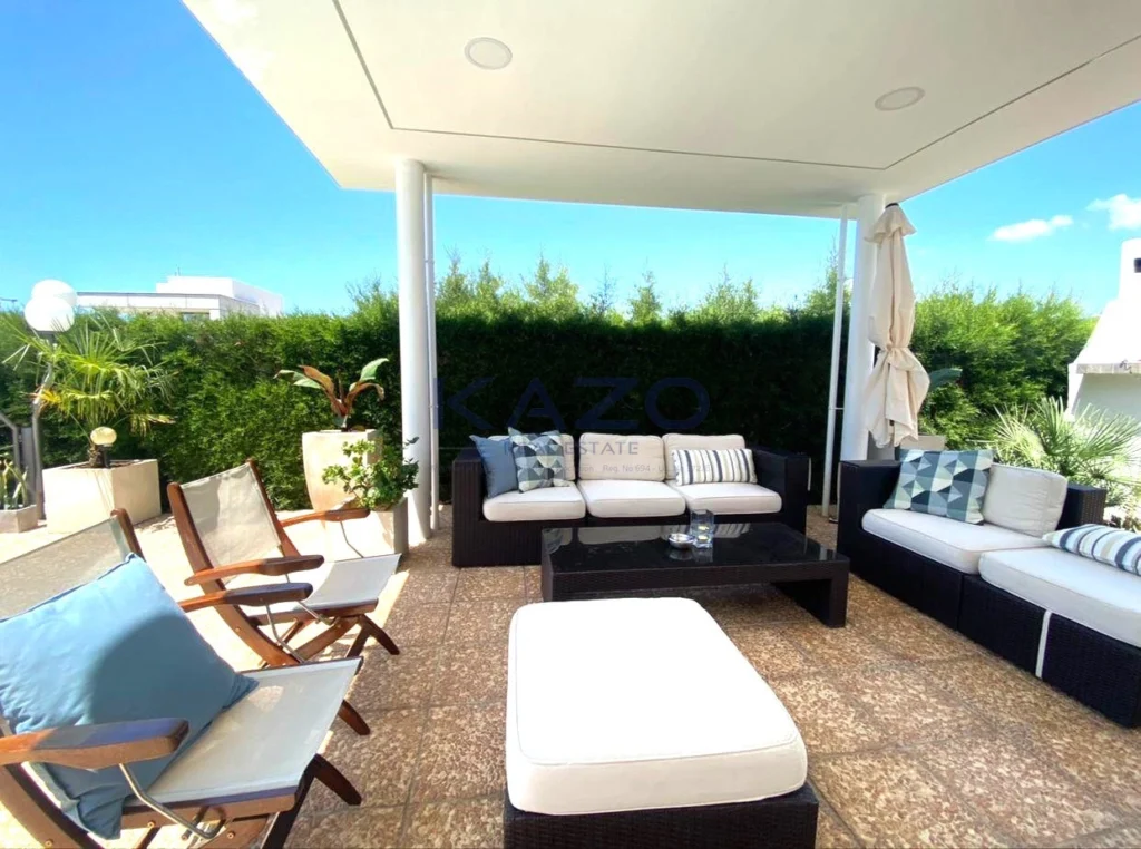 387m² House for Sale in Agios Tychonas, Limassol District