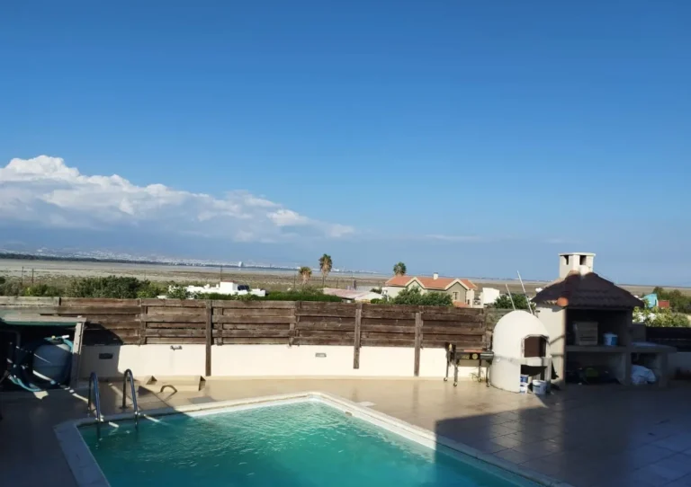 3 Bedroom House for Sale in Akrotiri, Limassol District