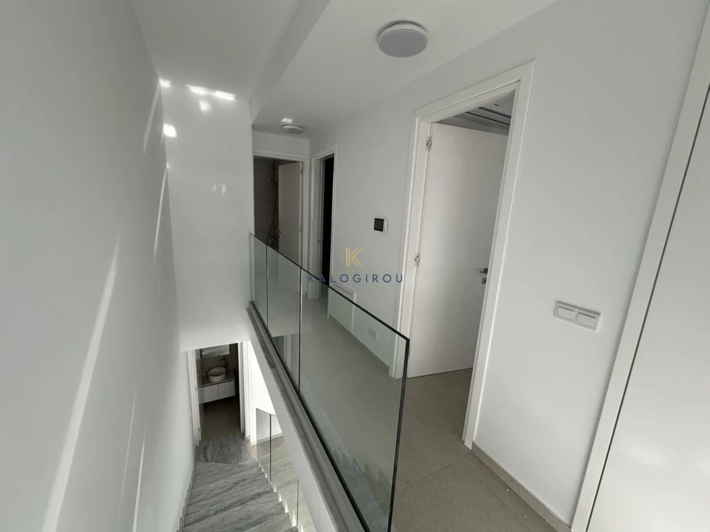 2 Bedroom House for Rent in Agios Tychonas, Limassol District
