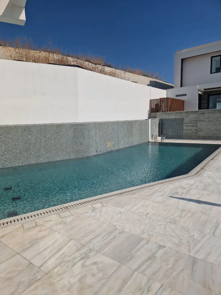 2 Bedroom House for Rent in Agios Tychonas, Limassol District