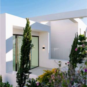 6+ Bedroom House for Sale in Paphos District