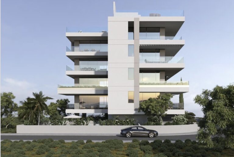 5 Bedroom Apartment for Sale in Agios Tychonas, Limassol District