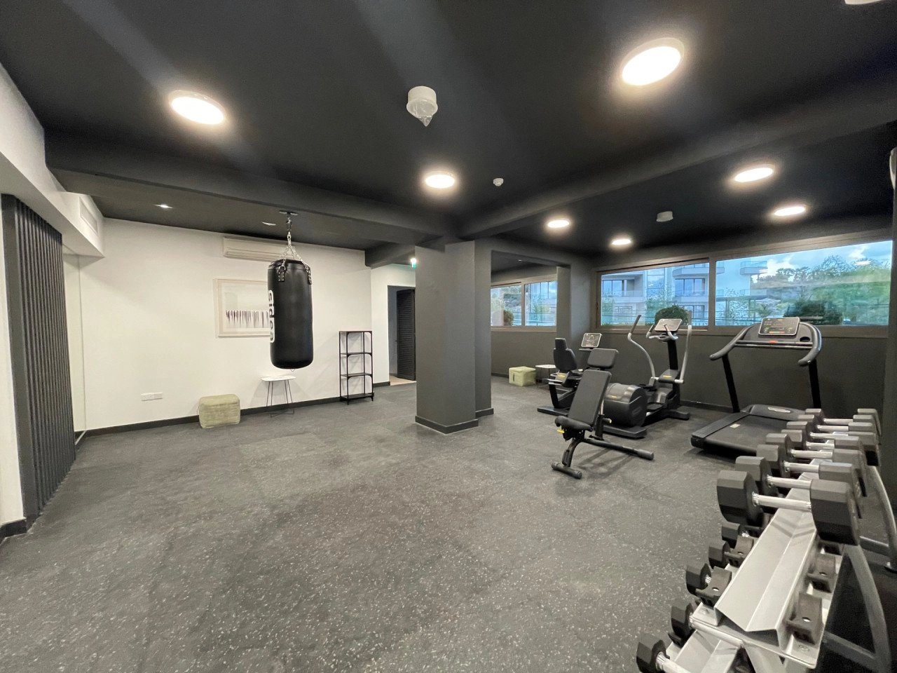 2 Bedroom Apartment for Sale in Amathounta, Limassol District