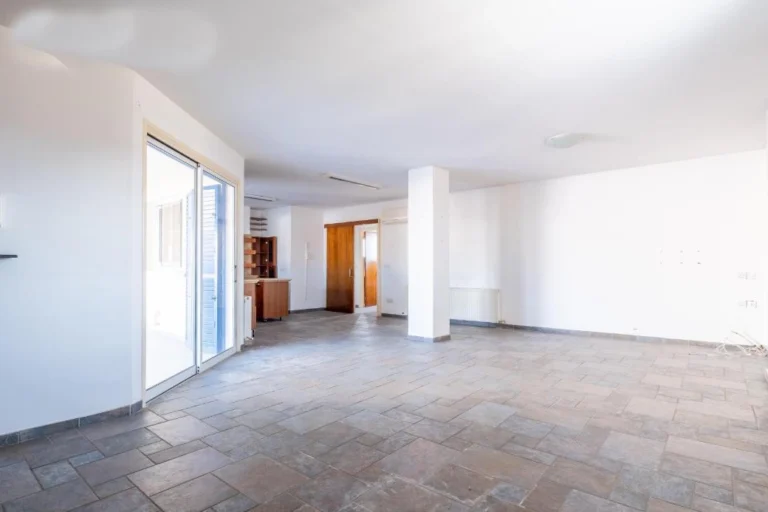 Κτίριο 497m² προς πώληση στην Έγκωμη, Επαρχία Λευκωσίας
