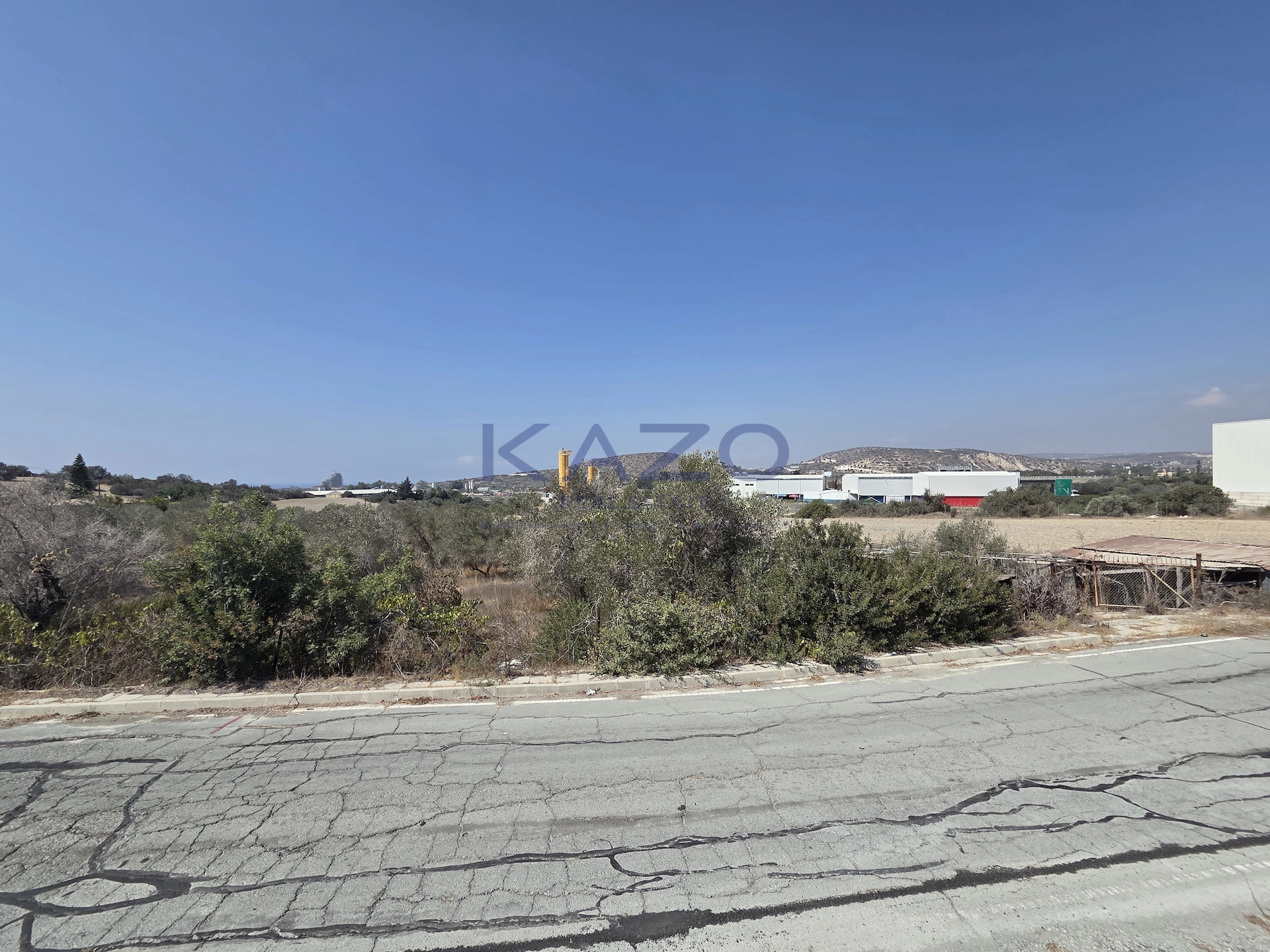 1,605m² Plot for Sale in Moni, Limassol District