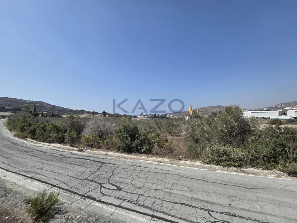 1,605m² Plot for Sale in Moni, Limassol District