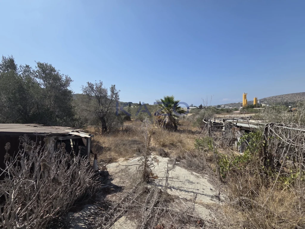 1,605m² Plot for Sale in Moni, Limassol District