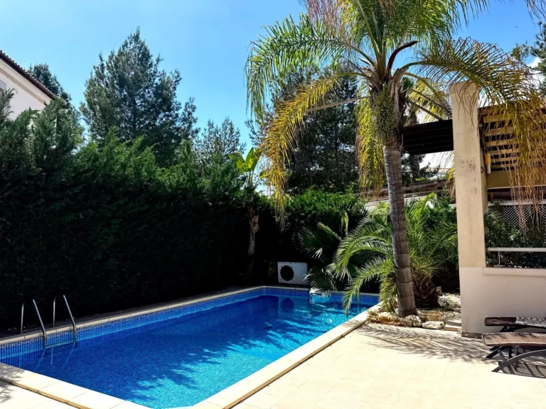 3 Bedroom House for Sale in Agios Tychonas, Limassol District