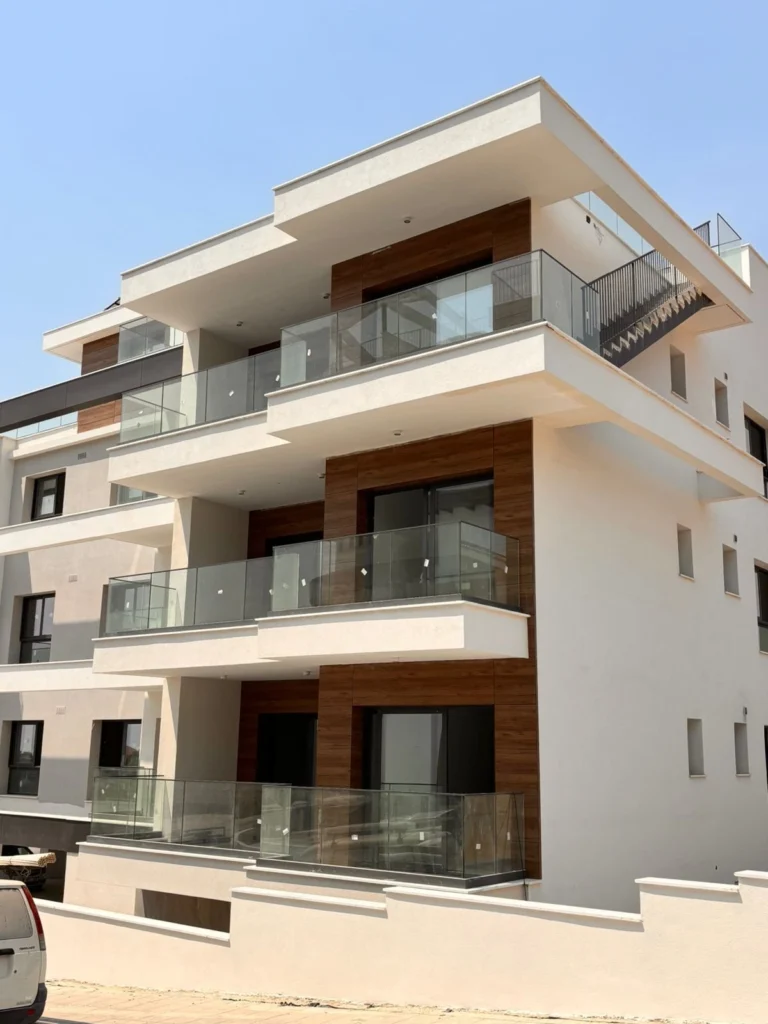 3 Bedroom Apartment for Sale in Limassol – Mesa Geitonia