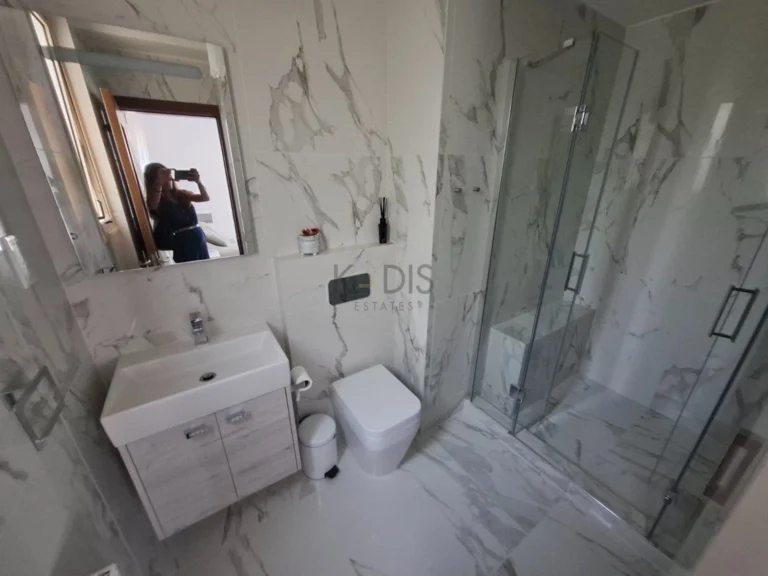 5 Bedroom House for Sale in Pyrgos Lemesou, Limassol District