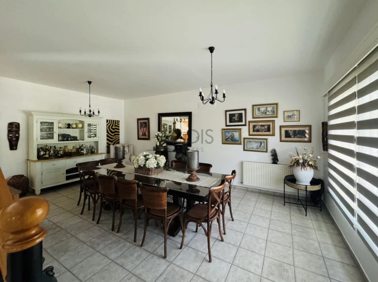 4 Bedroom House for Sale in Ypsonas, Limassol District