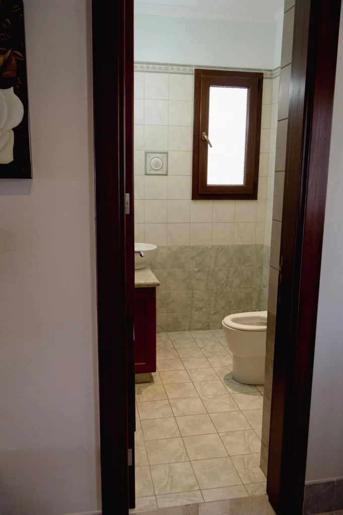 5 Bedroom House for Sale in Agios Tychonas, Limassol District