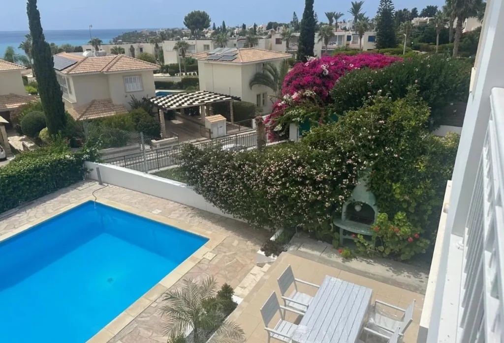4 Bedroom House for Sale in Pegeia, Paphos District