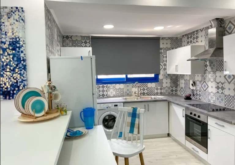 2 Bedroom Apartment for Sale in Paphos – Universal