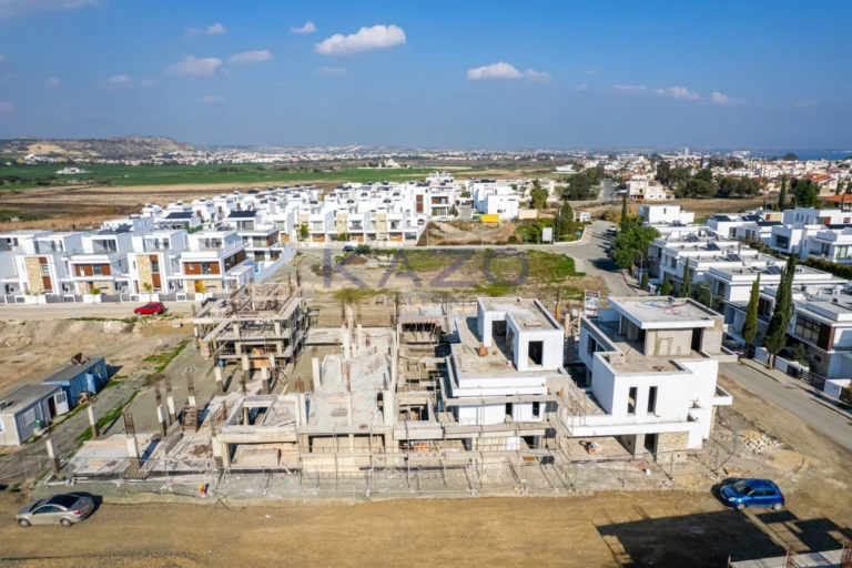 4 Bedroom House for Sale in Oroklini, Larnaca District