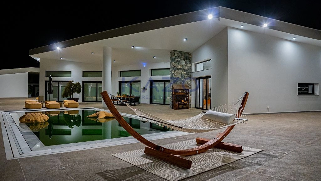 250m² House for Sale in Louvaras, Limassol District