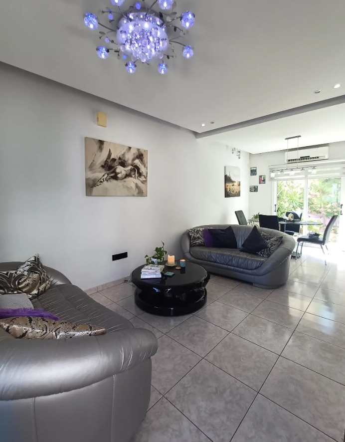 2 Bedroom House for Sale in Paphos – Universal