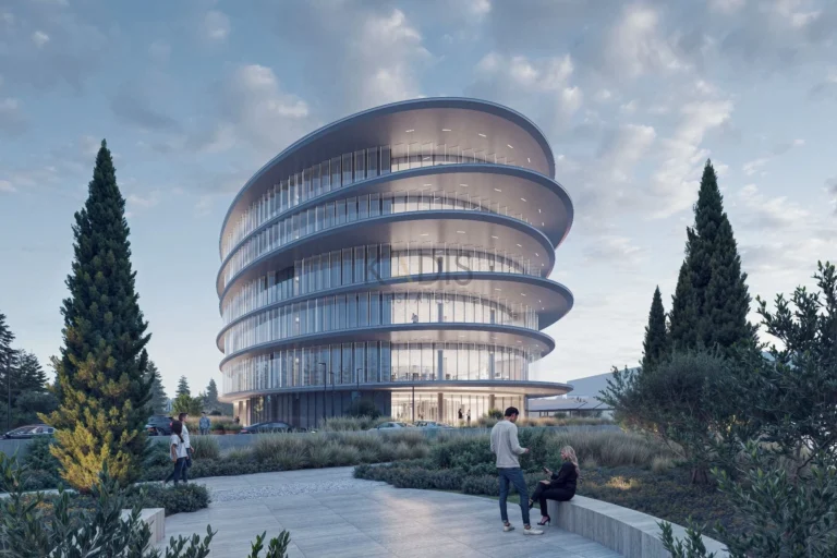 5768m² Building for Rent in Kato Polemidia, Limassol District