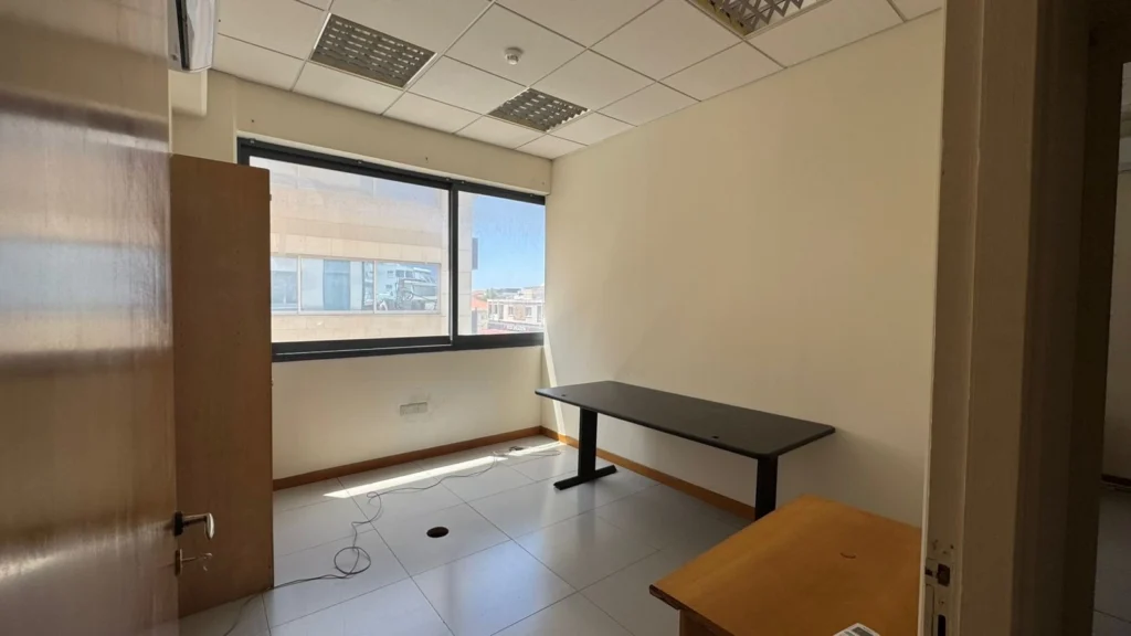 200m² Office for Rent in Limassol – Kapsalos