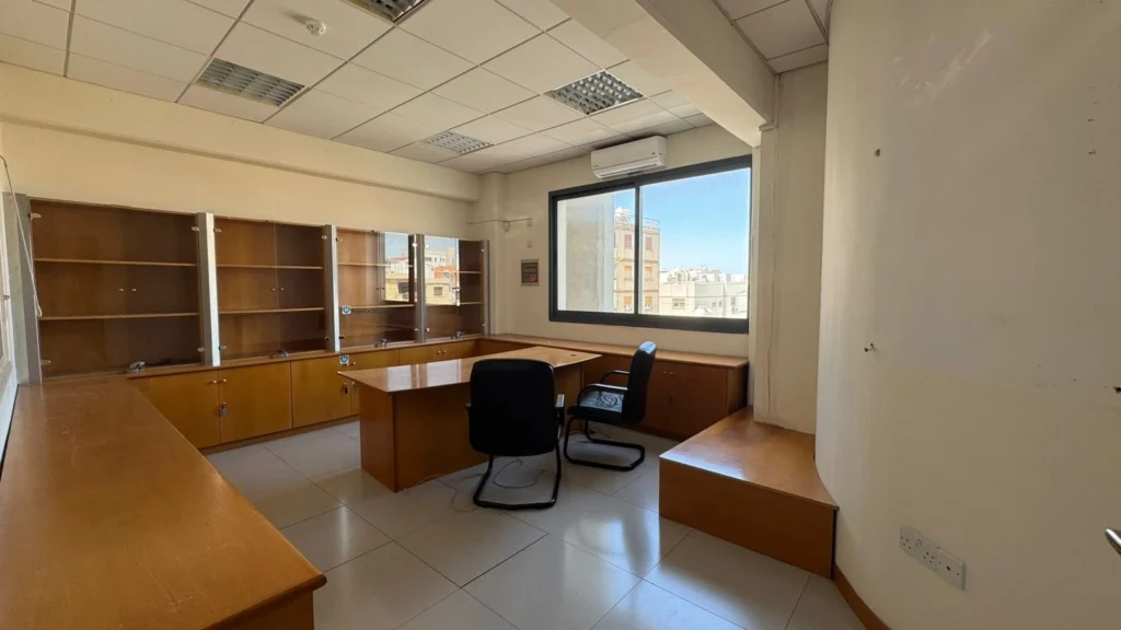 200m² Office for Rent in Limassol – Kapsalos