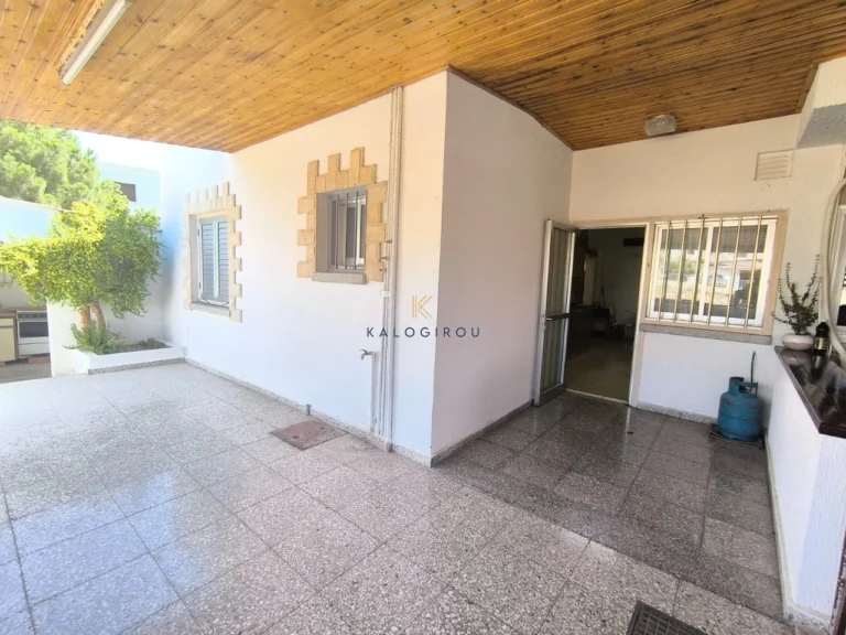 3 Bedroom House for Sale in Anglisides, Larnaca District