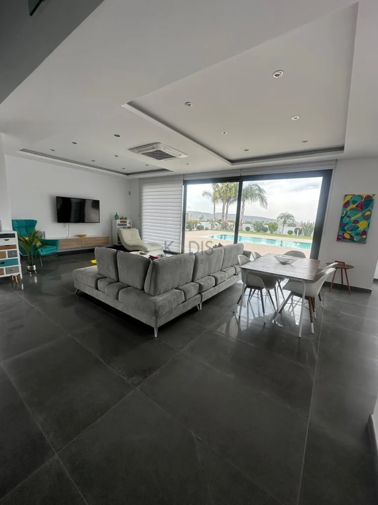 4 Bedroom House for Rent in Moni, Limassol District