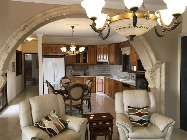 4 Bedroom House for Rent in Limassol – Agios Athanasios