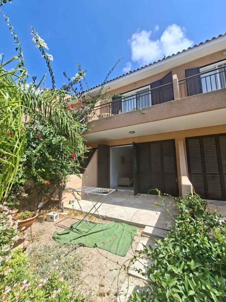 2 Bedroom House for Sale in Kato Paphos