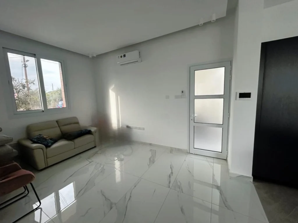 5 Bedroom House for Sale in Livadia Larnakas, Larnaca District