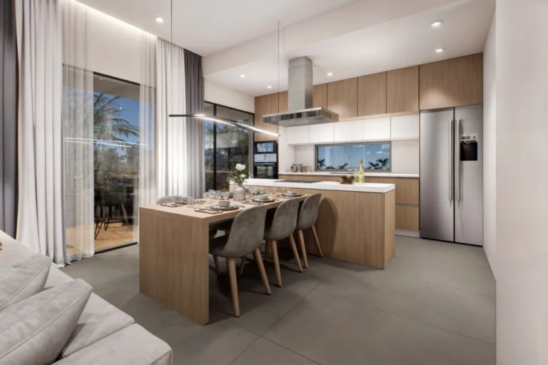 3 Bedroom Apartment for Sale in Paphos – Universal