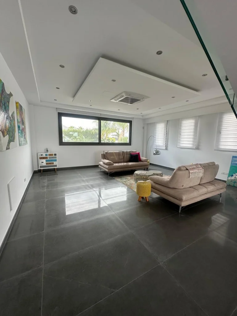 4 Bedroom House for Sale in Moni, Limassol District