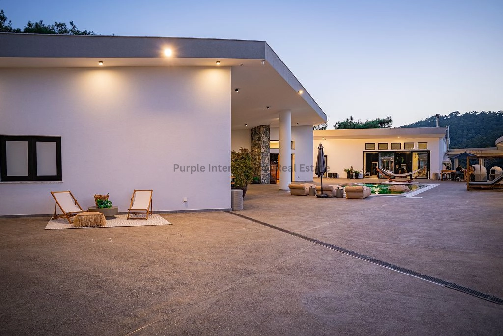 250m² House for Sale in Louvaras, Limassol District