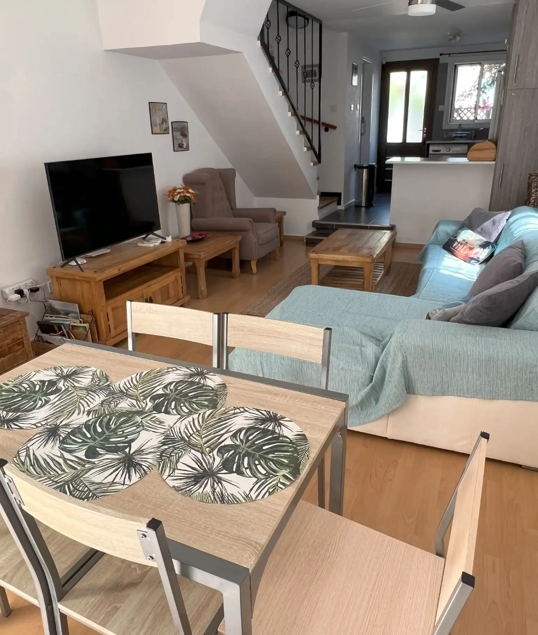 2 Bedroom House for Sale in Kato Paphos
