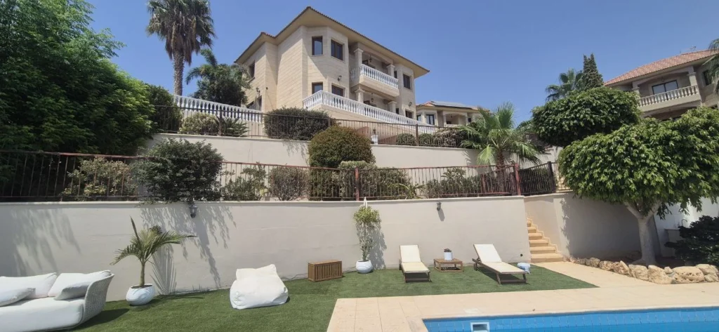 4 Bedroom House for Sale in Agios Tychonas, Limassol District