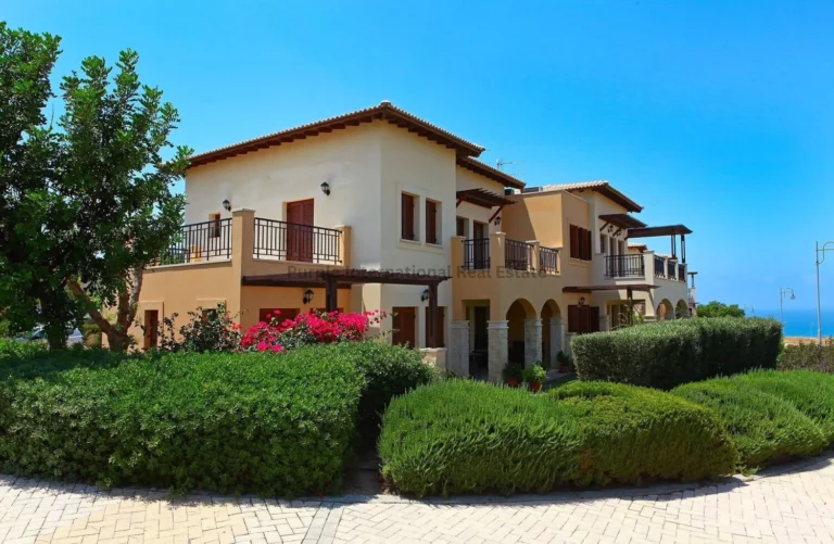 2 Bedroom Apartment for Sale in Aphrodite Hills, Paphos District