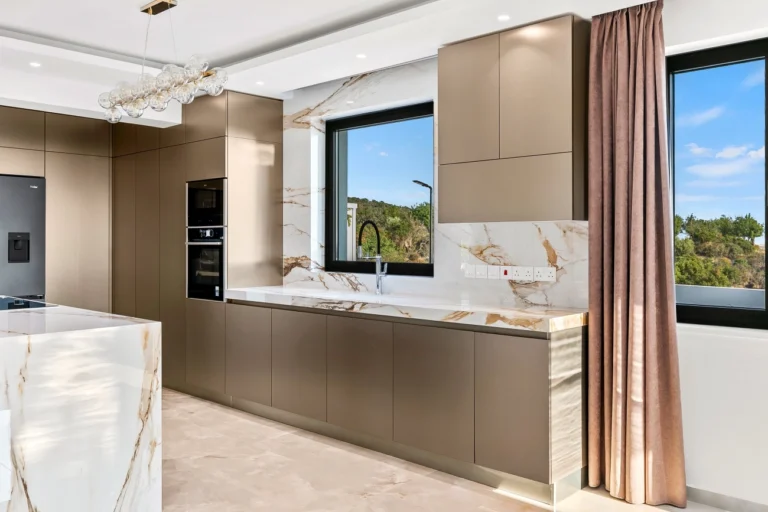 5 Bedroom House for Sale in Kouklia, Paphos District