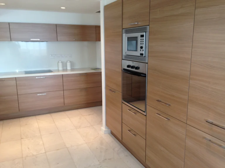 3 Bedroom Apartment for Sale in Larnaca – Finikoudes