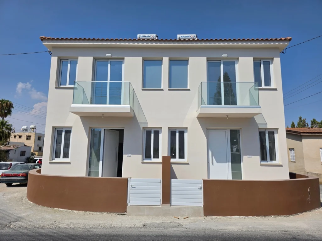 2 Bedroom House for Sale in Livadia Larnakas, Larnaca District