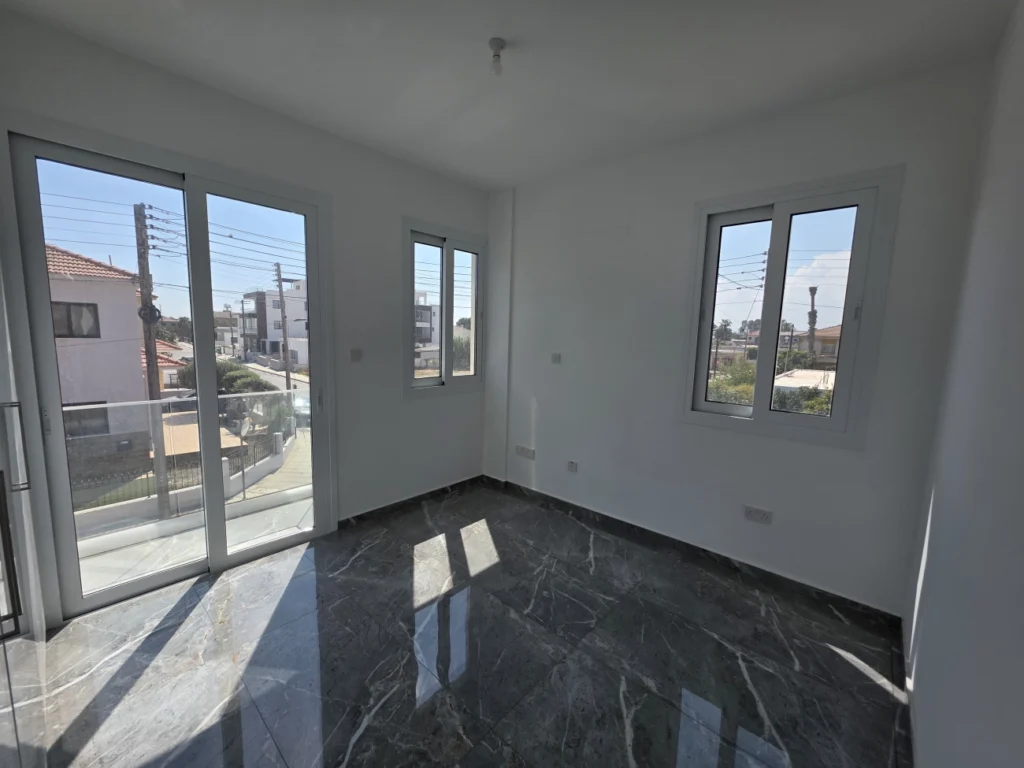 2 Bedroom House for Sale in Livadia Larnakas, Larnaca District