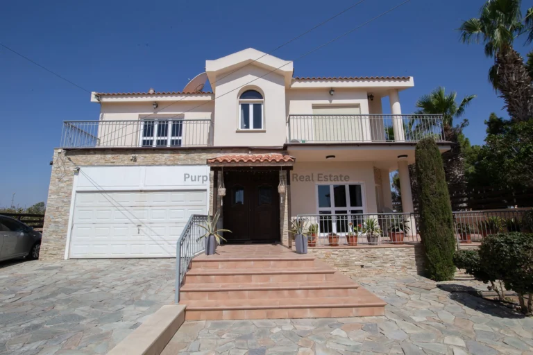 4 Bedroom House for Sale in Kiti, Larnaca District