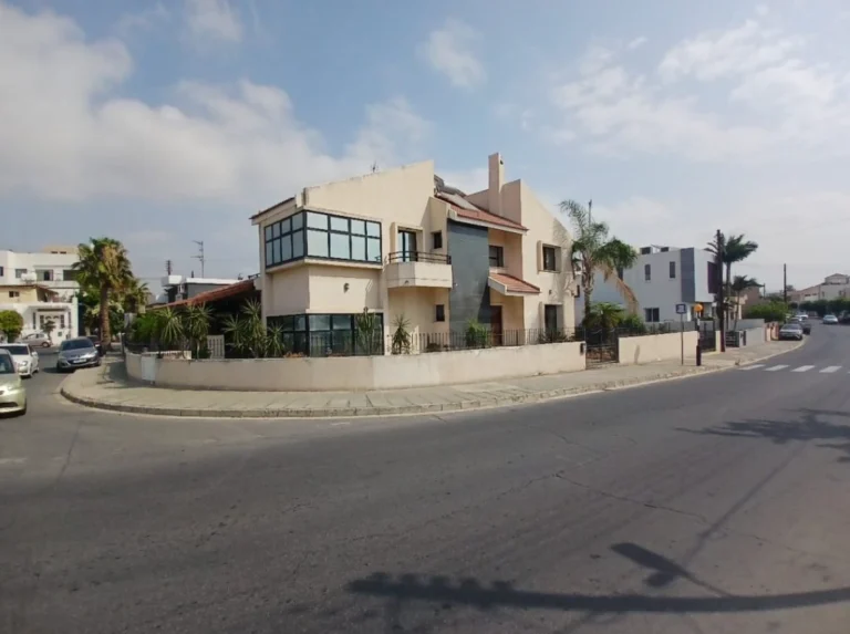 5 Bedroom House for Sale in Limassol District