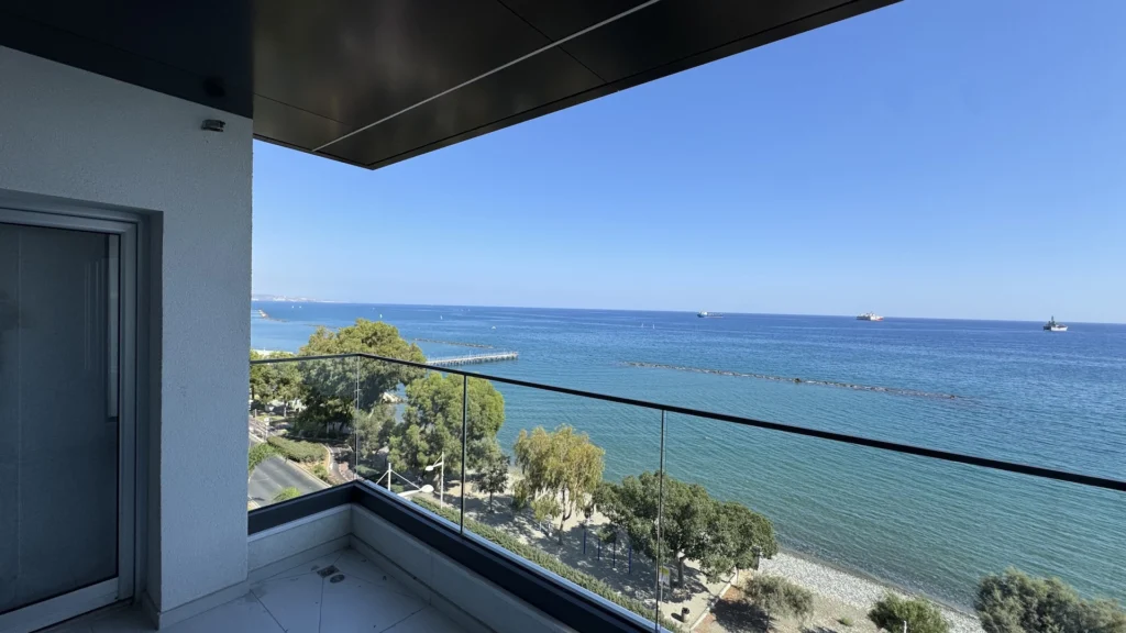 80m² Office for Rent in Limassol – Neapolis