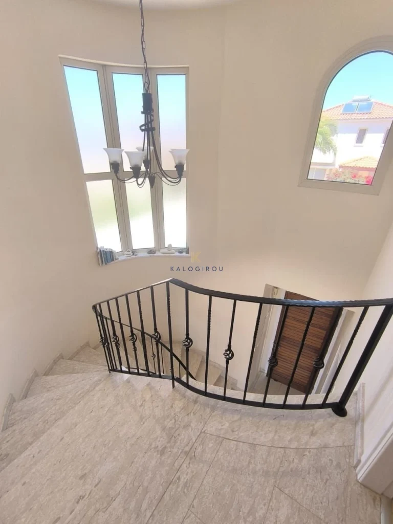 3 Bedroom House for Sale in Pervolia Larnacas