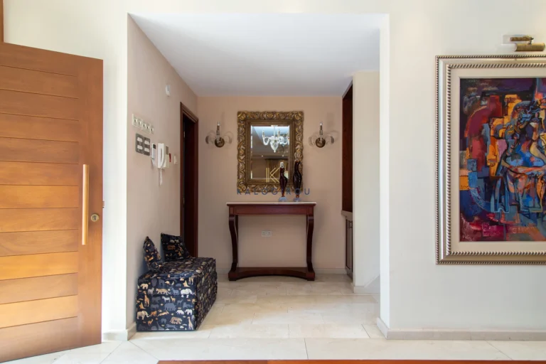 4 Bedroom House for Sale in Aradippou, Larnaca District