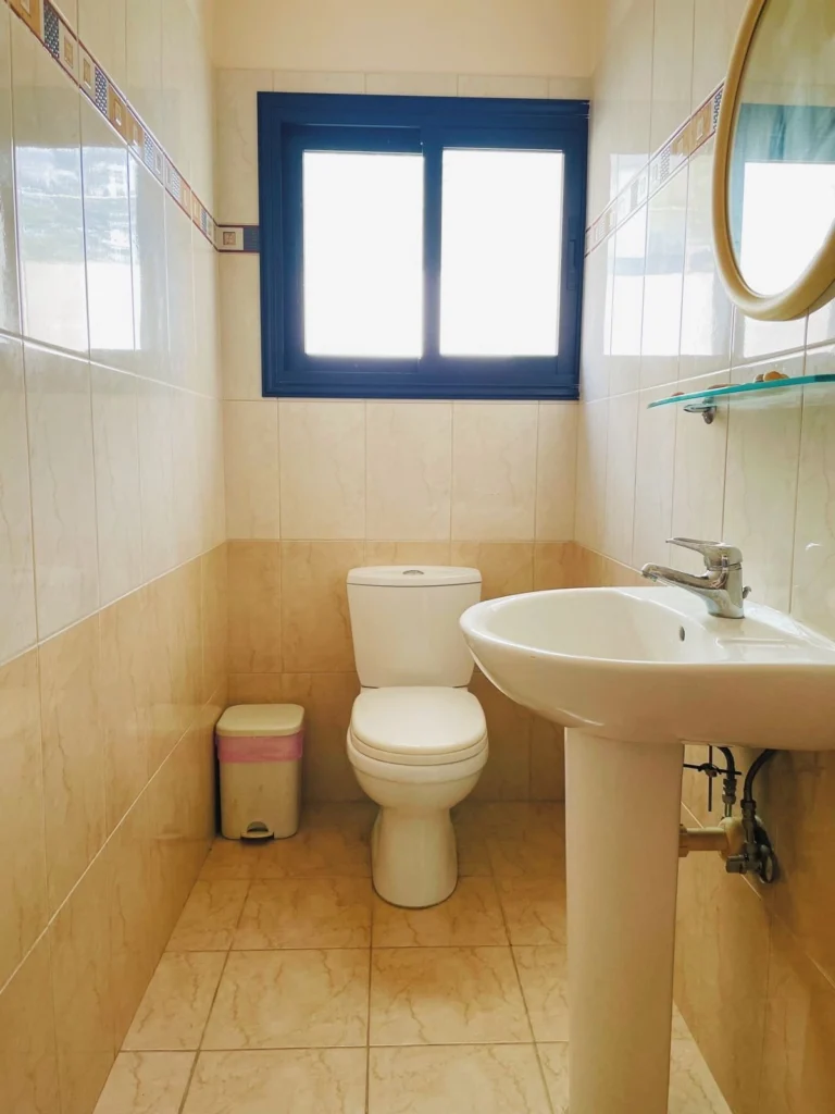 2 Bedroom Apartment for Sale in Agios Tychonas, Limassol District